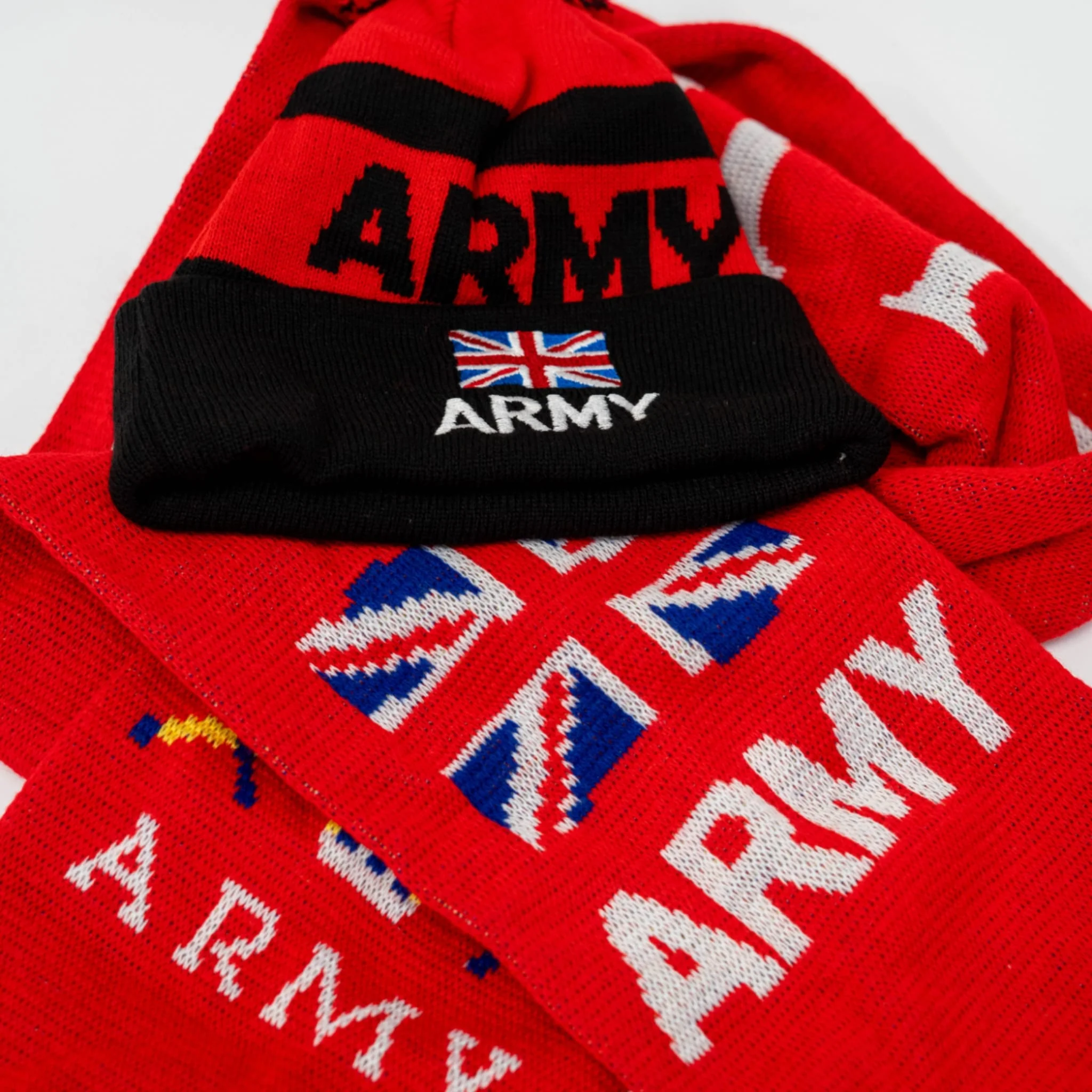 British Army Bobble Hat & Woven Scarf Bundle - Image 5